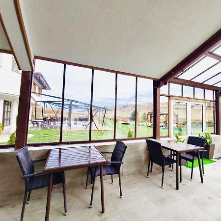 Park Hotel Eagle Stone Koprivshtitsa Exterior photo