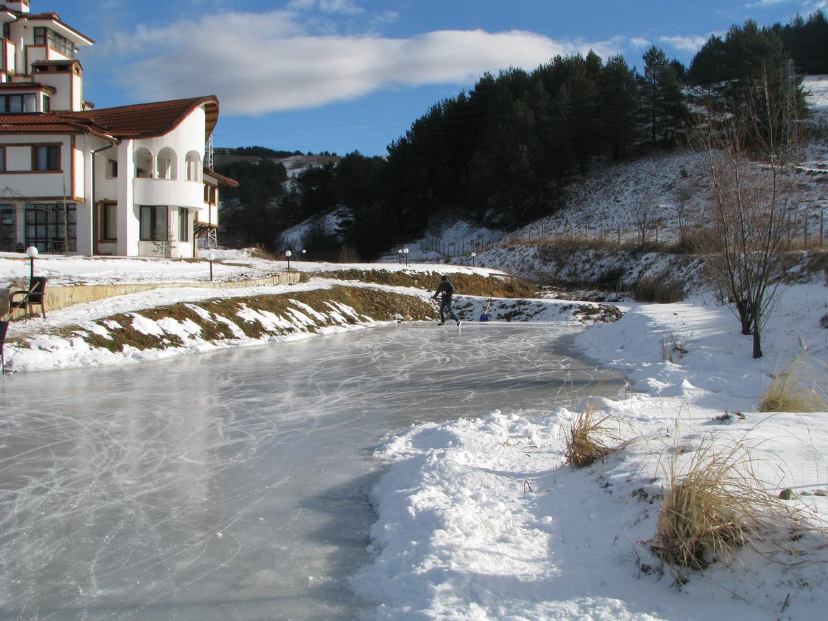 Park Hotel Eagle Stone Koprivshtitsa Exterior photo